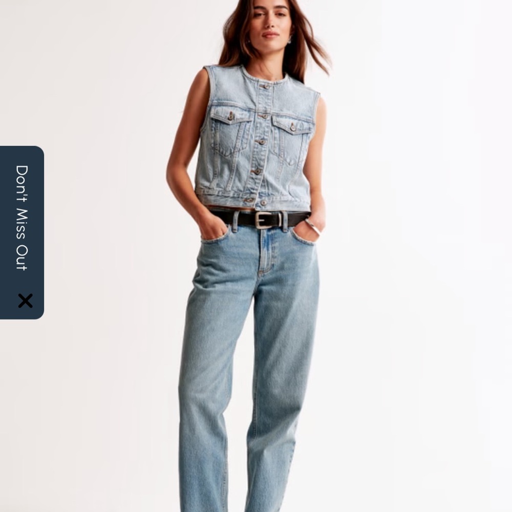 Curve Love Women's Light Blue Denim Jeans